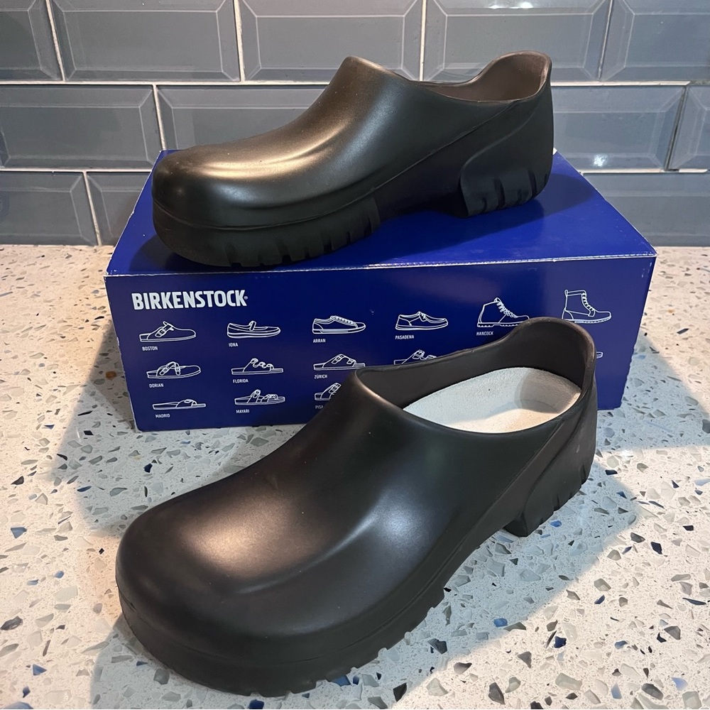 Birkenstock A630 Black Professional Clogs US L 7.0 M 5.0 NIB